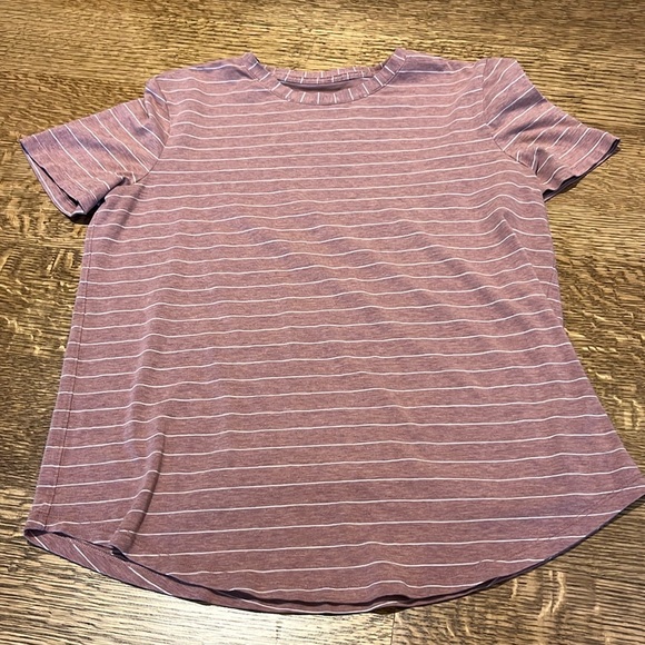 lululemon athletica Tops - Lululemon love tee